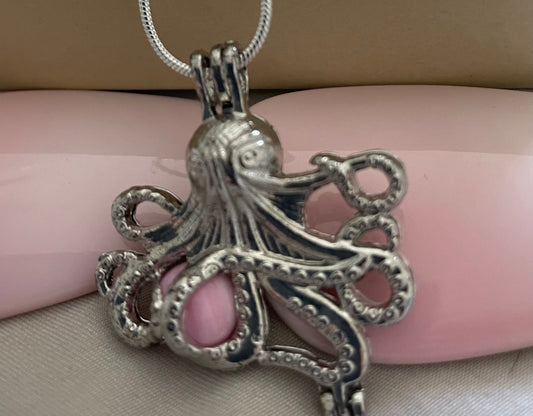 Octopus locket