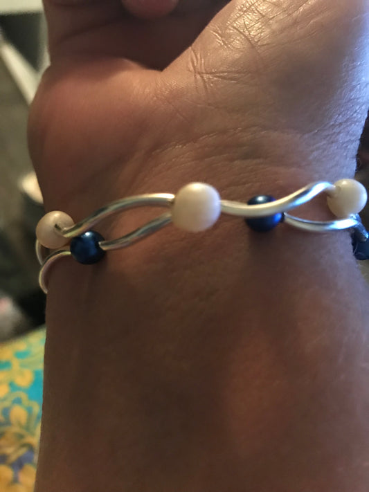 Wave bracelet